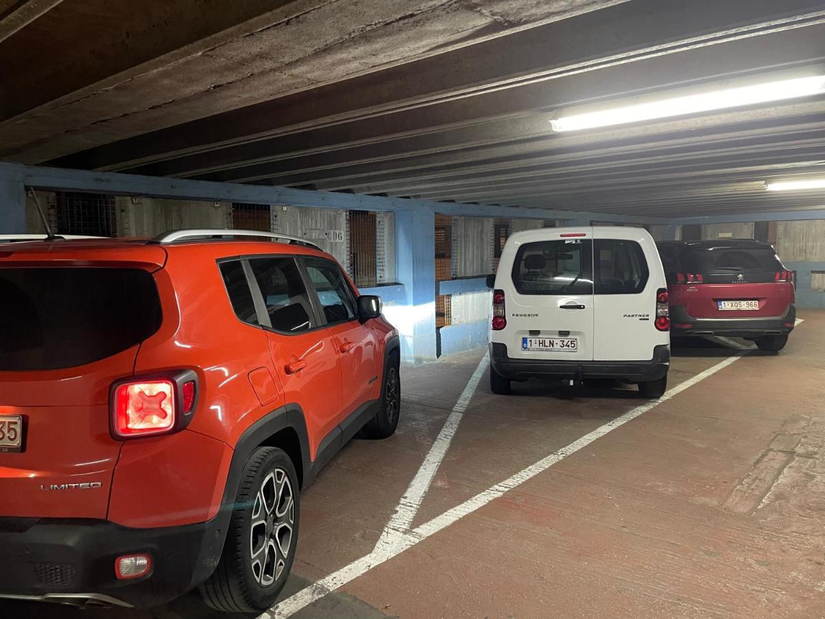 James Oostende - Parking Inclusive Eksteriør bilde